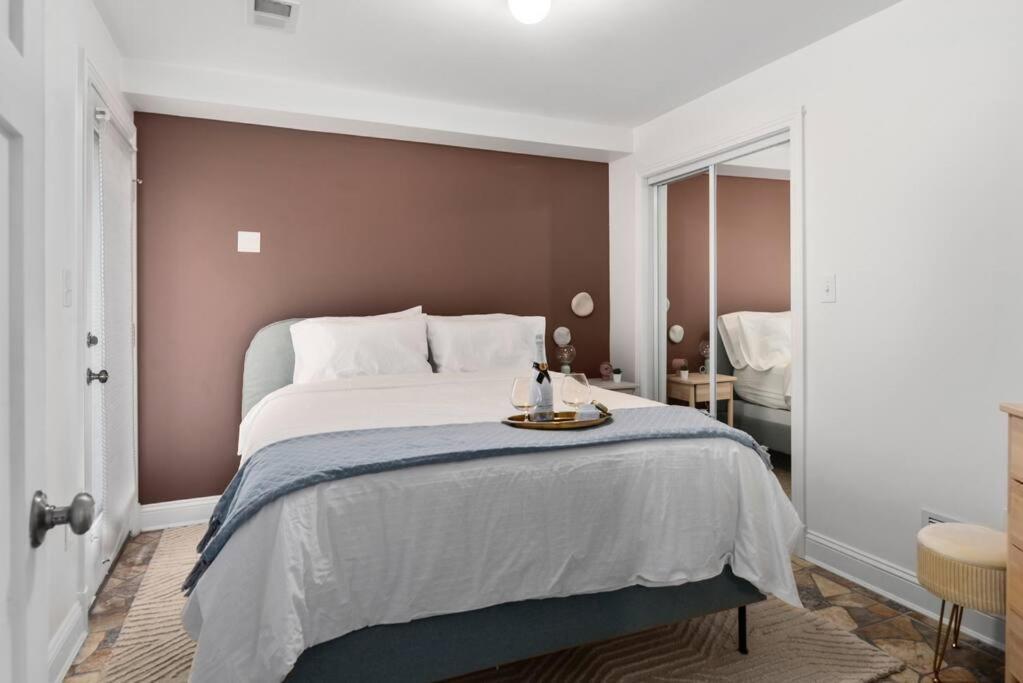 Upscale 2Br Apartment With Patio Washington Esterno foto